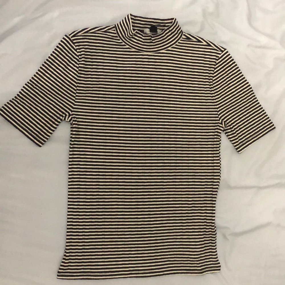 Black and white striped knit tee